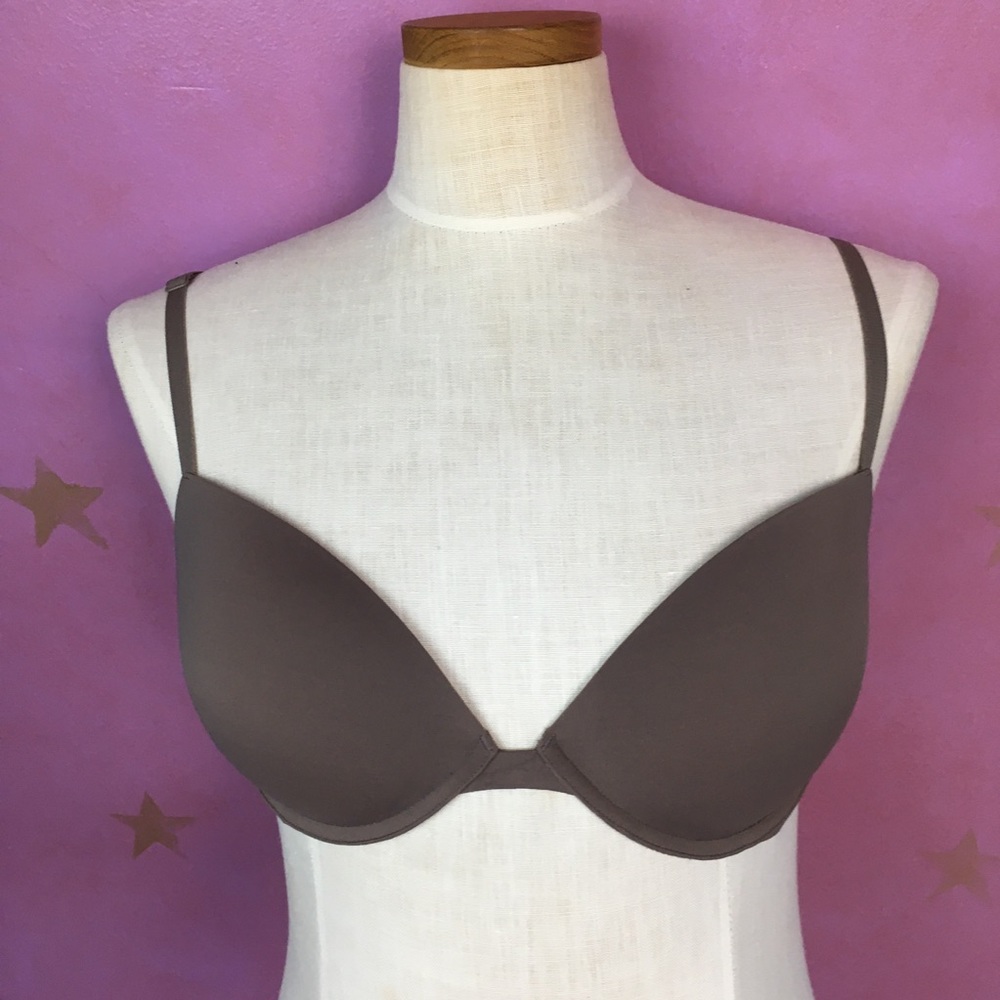 Victoria’s Secret Padded Plunge Bra 32DD